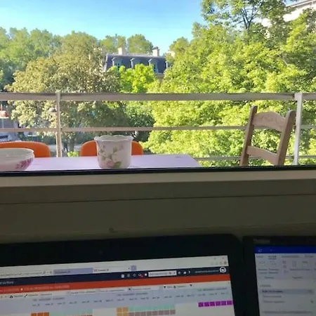 Beau A Balcon Vue Tour Eiffel & Parking Paris