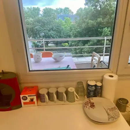 Beau A Balcon Vue Tour Eiffel & Parking * פריז