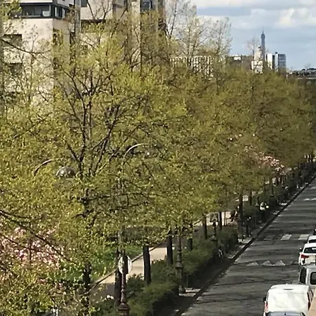 Beau A Balcon Vue Tour Eiffel & Parking דירה